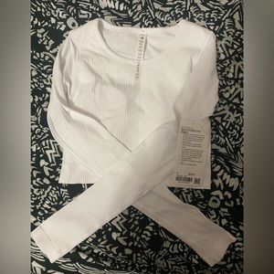 Lululemon Ebb to street long sleeve